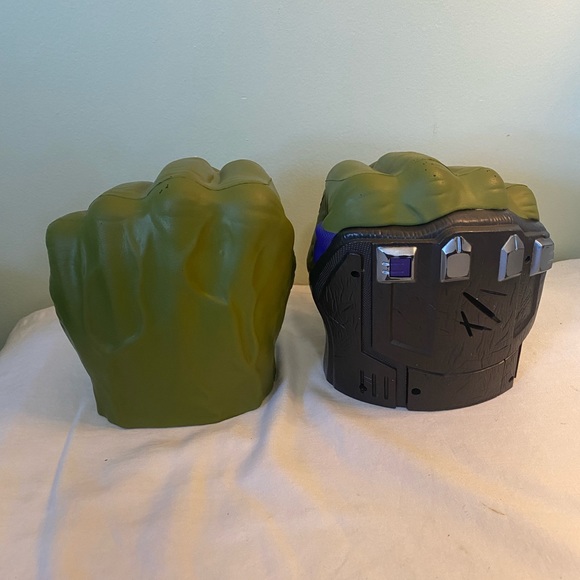 Hasbro Toys Hasbro Marvel Thor Ragnarok Hulk Smash Fx Fists